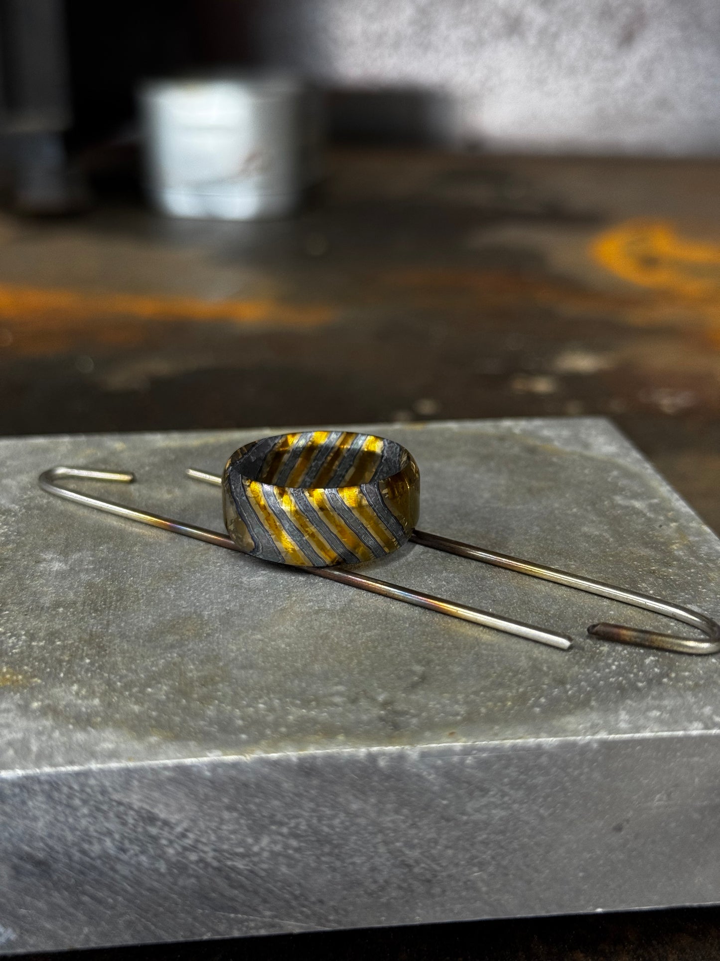 Multi-Crystal Zircuti Ring