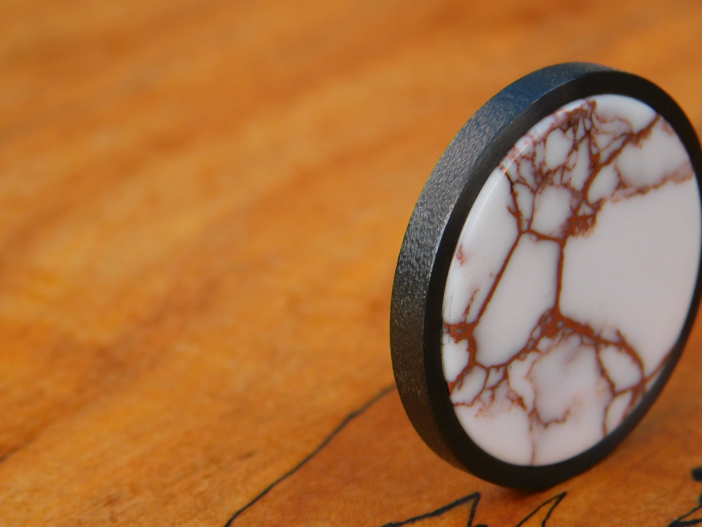 Black Zirc x White Trustone Coin