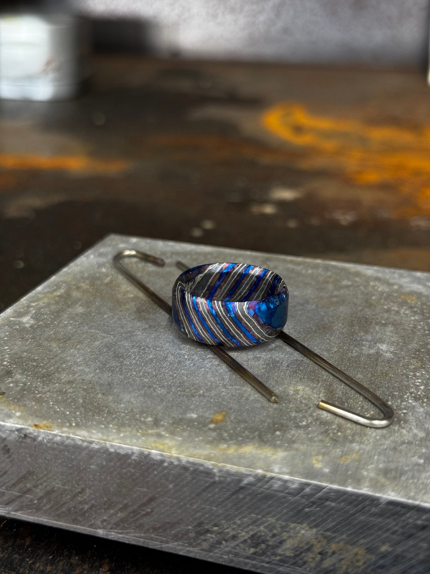 Multi-Crystal Zircuti Ring
