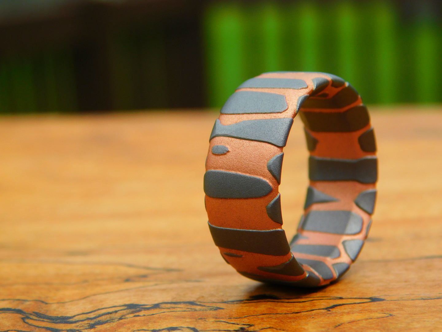 Deep Etched Superconductor Ring