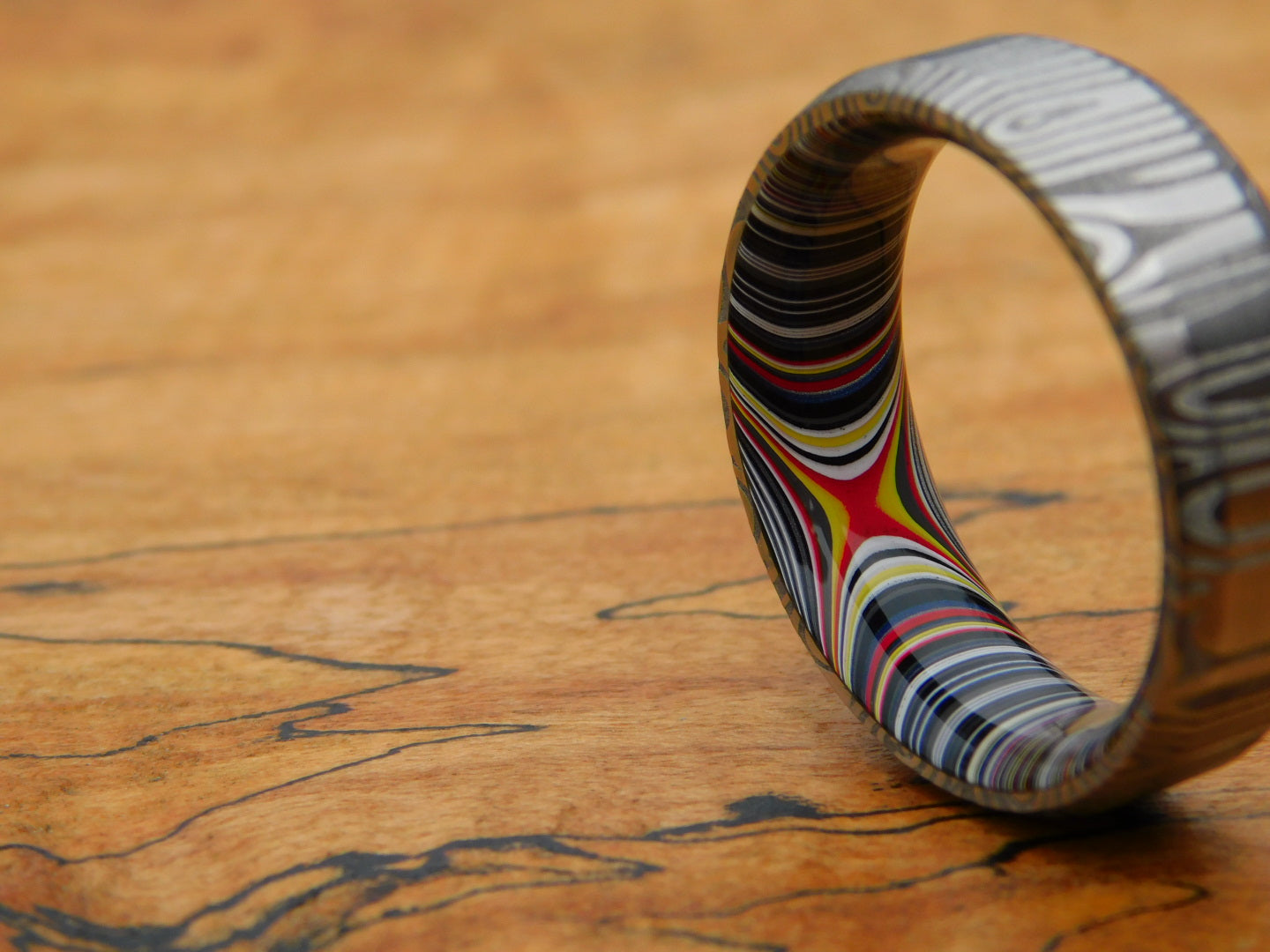 Fenja Stainless Damascus x Crosscut Fordite Ring