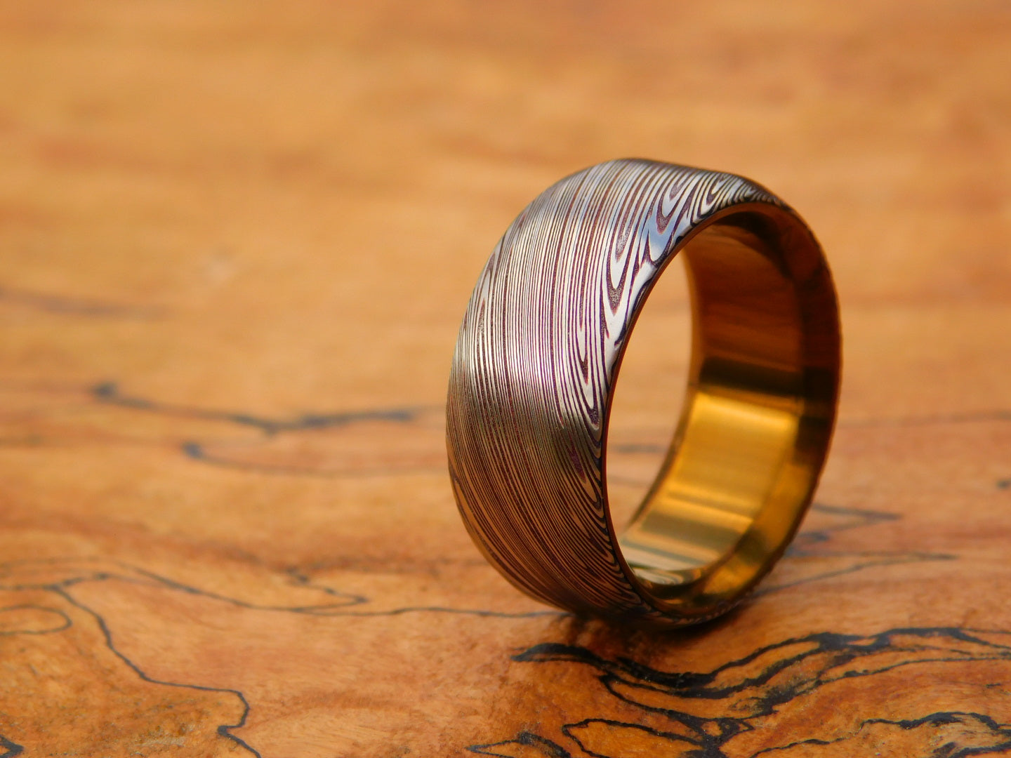 Heimskringla Damasteel x Flamed Titanium Ring