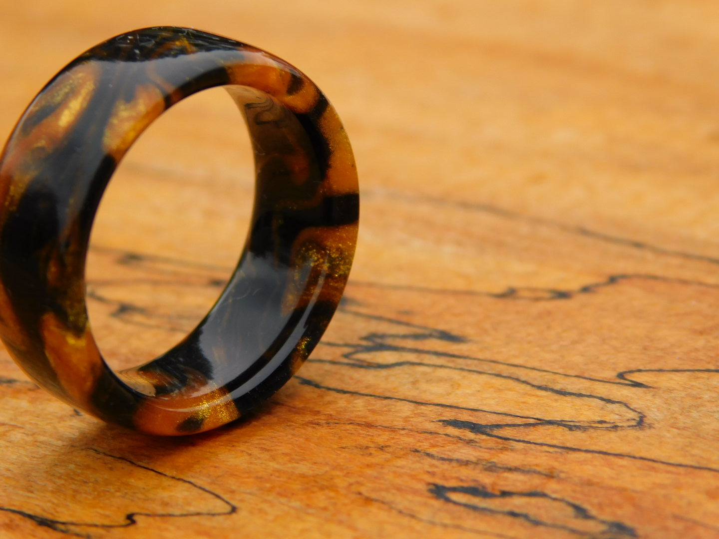 Dragons Gold Resin Ring - Size 8.25